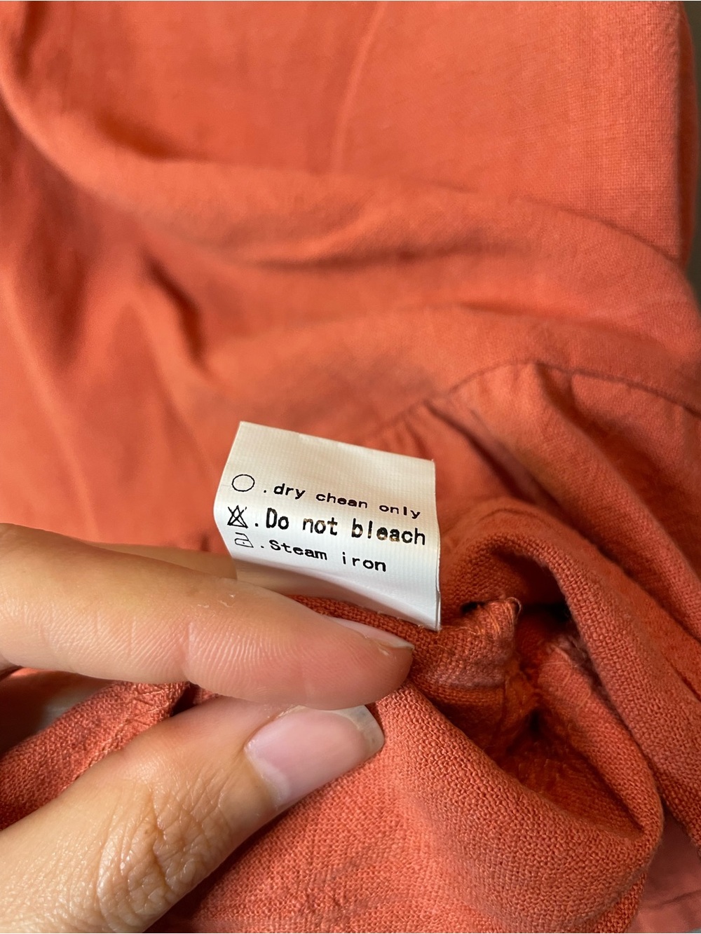 Anrabess Women’s linen Ruffle Hem Tank Top Button up back - Rust size small - Picture 6 of 10